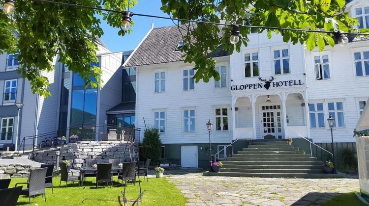 Gloppen Hotel Exterior