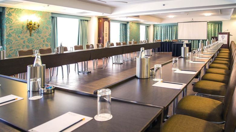 <b>The Victoria Hotel Meeting</b>. Images powered by <a href="https://www.leonardoworldwide.com/" title="Leonardo Worldwide" target="_blank">Leonardo</a>.