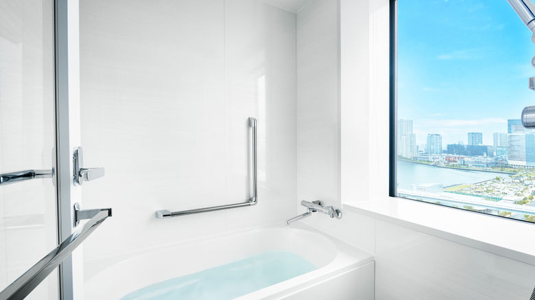 <b>Hotel JAL City Tokyo Toyosu Room</b>. Images powered by <a href="https://www.leonardoworldwide.com/" title="Leonardo Worldwide" target="_blank">Leonardo</a>.