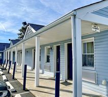 Red Carpet Inn & Suites Exterior