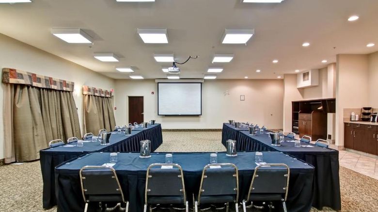 <b>Canalta Hotel Camrose Meeting</b>. Images powered by <a href="https://www.leonardoworldwide.com/" title="Leonardo Worldwide" target="_blank">Leonardo</a>.