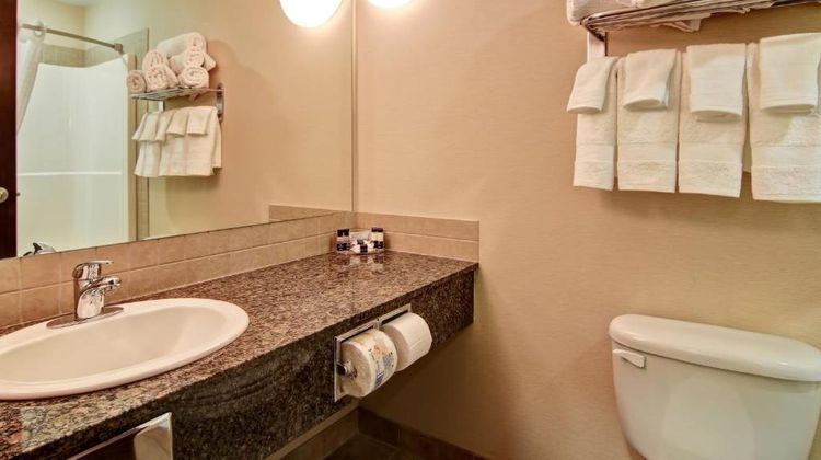 Canalta Hotel Camrose Room