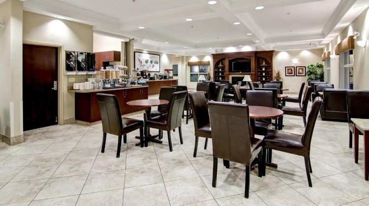 Canalta Hotel Camrose Restaurant