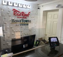 HomeTowne Studios Battle Creek Lobby