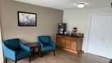 HomeTowne Studios Battle Creek Lobby