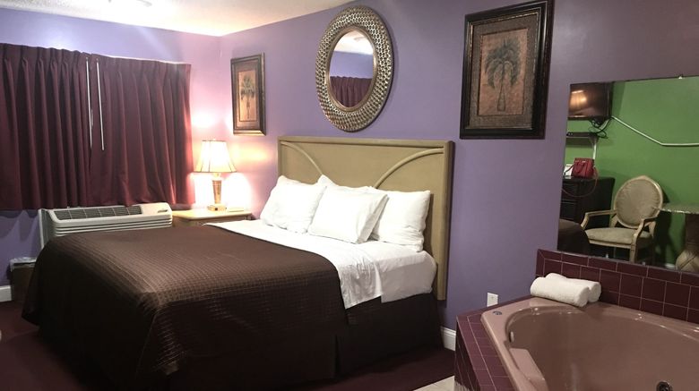 <b>Scottish Inns & Suites Room</b>. Images powered by <a href="https://www.leonardoworldwide.com/" title="Leonardo Worldwide" target="_blank">Leonardo</a>.