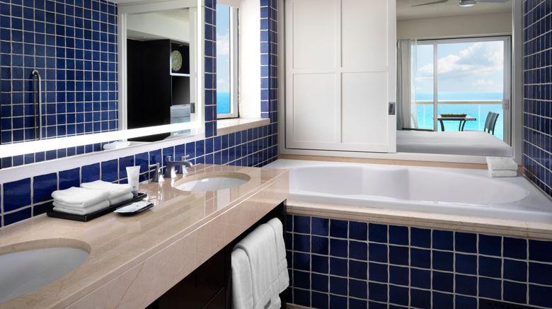 <b>The Westin Lagunamar Ocean Resort Room</b>. Images powered by <a href="https://www.leonardoworldwide.com/" title="Leonardo Worldwide" target="_blank">Leonardo</a>.
