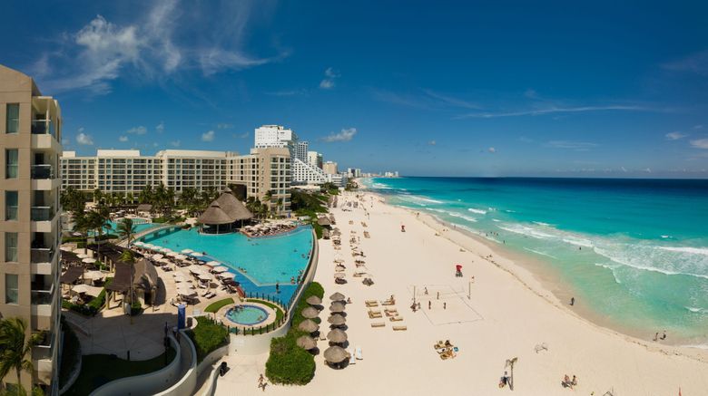 <b>The Westin Lagunamar Ocean Resort Exterior</b>. Images powered by <a href="https://www.leonardoworldwide.com/" title="Leonardo Worldwide" target="_blank">Leonardo</a>.