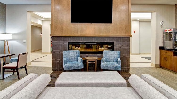 Canalta Kindersley Lobby