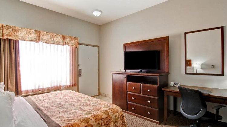 Canalta Weyburn Lobby