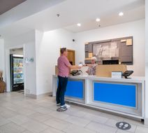 Holiday Inn Express Lobby