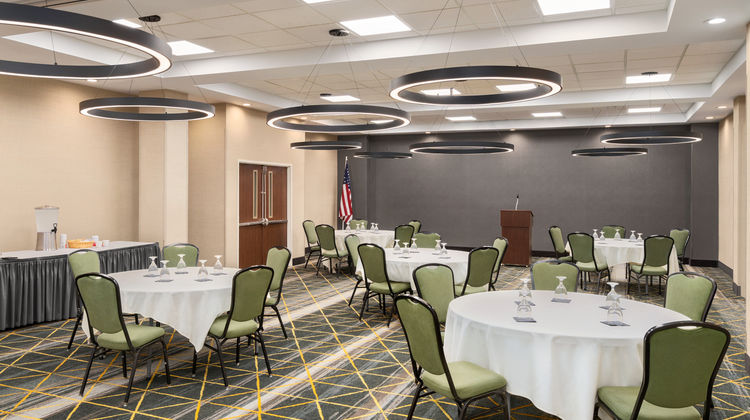 Holiday Inn Florence Ballroom