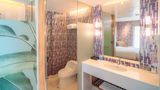 Holiday Inn Express Phuket Patong Beach Room