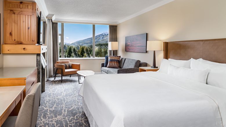 <b>The Westin Resort & Spa, Whistler Suite</b>. Images powered by <a href="https://www.leonardoworldwide.com/" title="Leonardo Worldwide" target="_blank">Leonardo</a>.