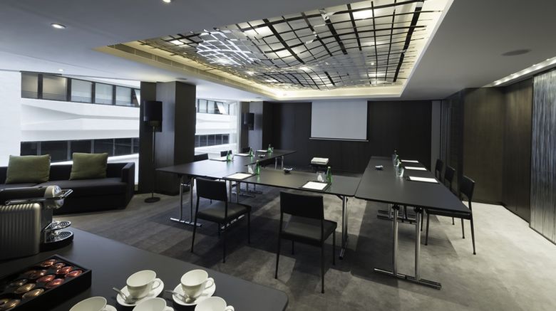 <b>Gateway Hotel Meeting</b>. Images powered by <a href="https://www.leonardoworldwide.com/" title="Leonardo Worldwide" target="_blank">Leonardo</a>.