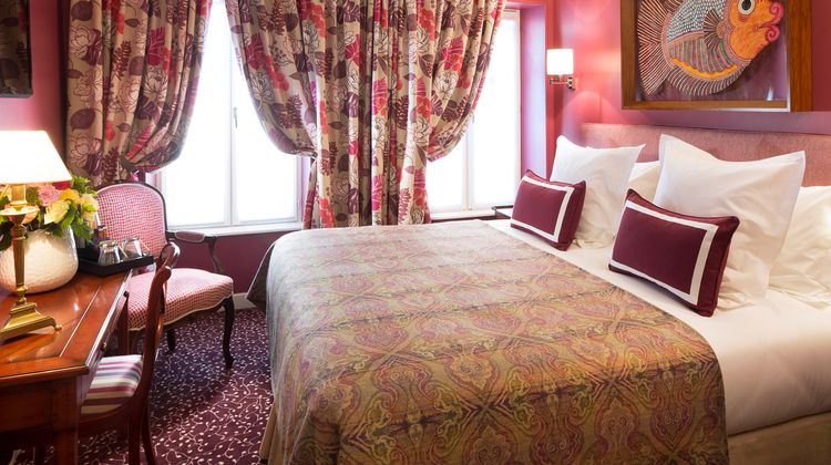 Le Relais Des Halles Room