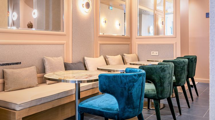 Veryste Hotel Restaurant