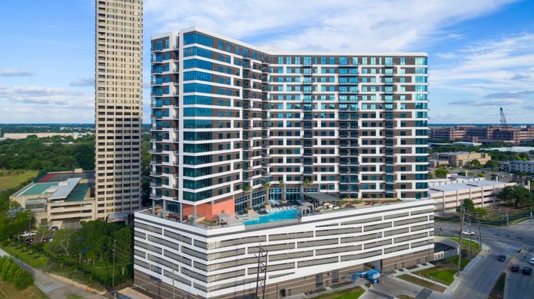 Locale Medical Center Exterior