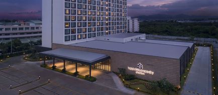 Hotel Nikko Amata City Exterior