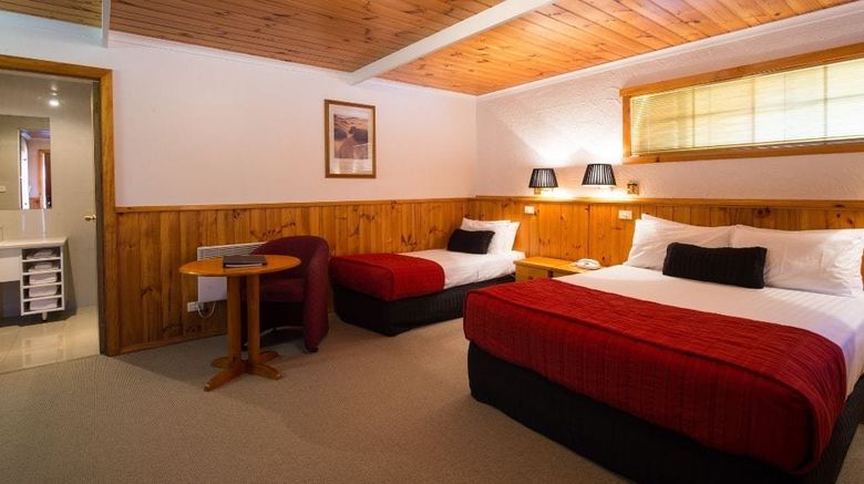 <b>Tall Timbers Room</b>. Images powered by <a href="https://www.leonardoworldwide.com/" title="Leonardo Worldwide" target="_blank">Leonardo</a>.