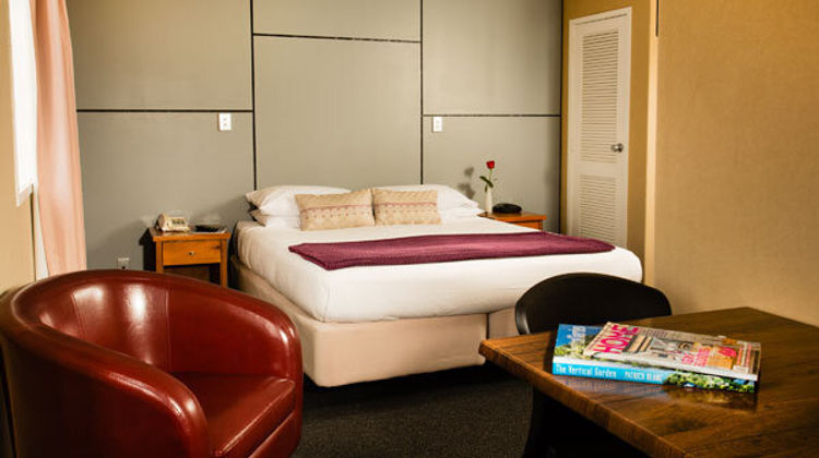 Grosvenor Hotel Room