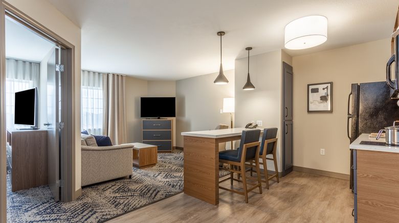 <b>Candlewood Suites Room</b>. Images powered by <a href="https://www.leonardoworldwide.com/" title="Leonardo Worldwide" target="_blank">Leonardo</a>.