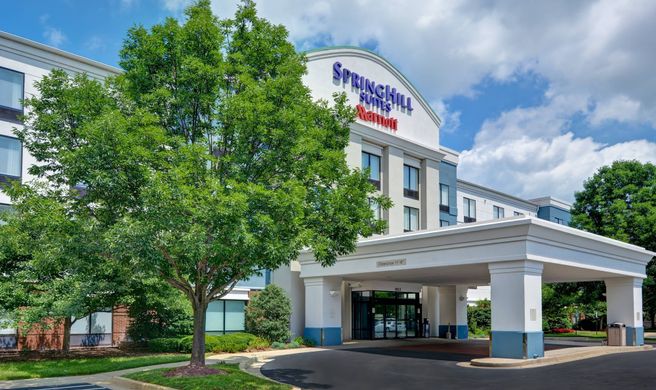 SpringHill Suites Near the Univ of KY Exterior