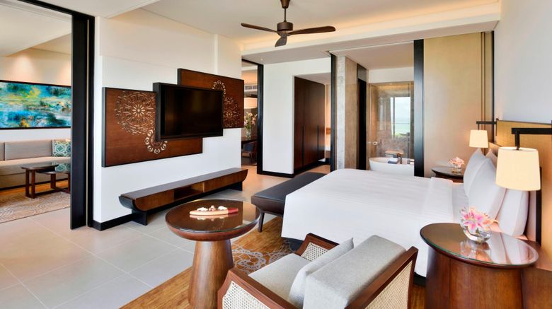 <b>Weligama Bay Marriott Resort & Spa Suite</b>. Images powered by <a href="https://www.leonardoworldwide.com/" title="Leonardo Worldwide" target="_blank">Leonardo</a>.