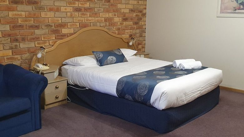 <b>Pines Country Club Motor Inn Room</b>. Images powered by <a href="https://www.leonardoworldwide.com/" title="Leonardo Worldwide" target="_blank">Leonardo</a>.