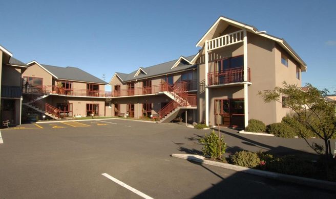 555 Motel Dunedin Exterior