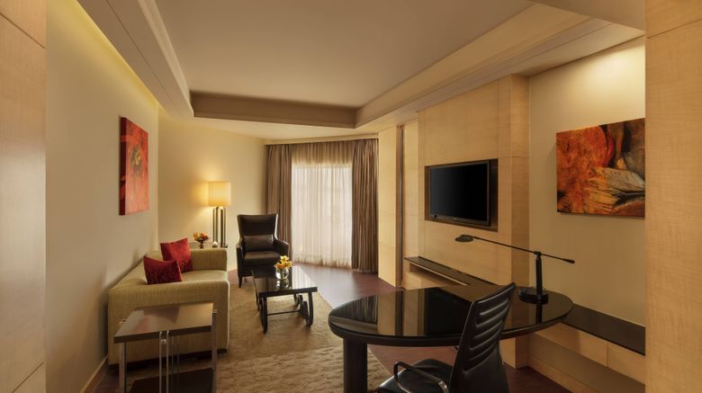 <b>JW Marriott Mumbai Juhu Suite</b>. Images powered by <a href="https://www.leonardoworldwide.com/" title="Leonardo Worldwide" target="_blank">Leonardo</a>.