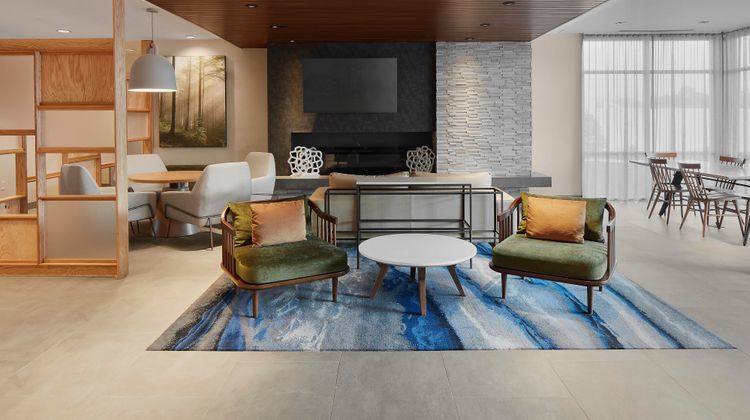 Fairfield Inn & Suites Stony Creek Lobby