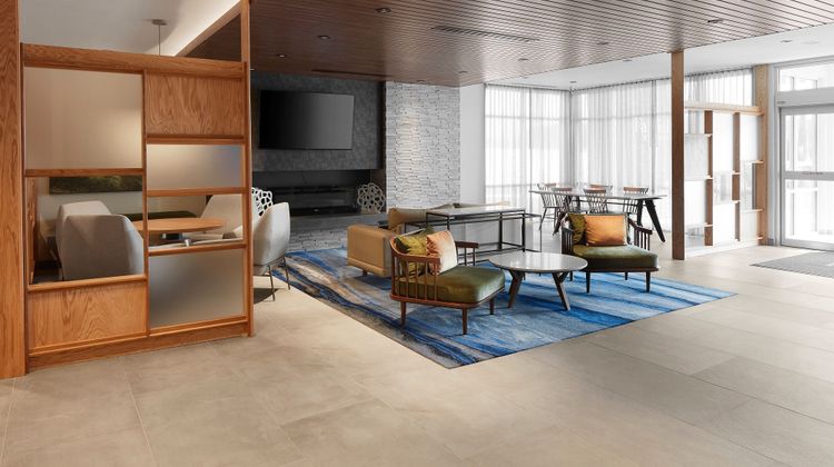 Fairfield Inn & Suites Stony Creek Lobby