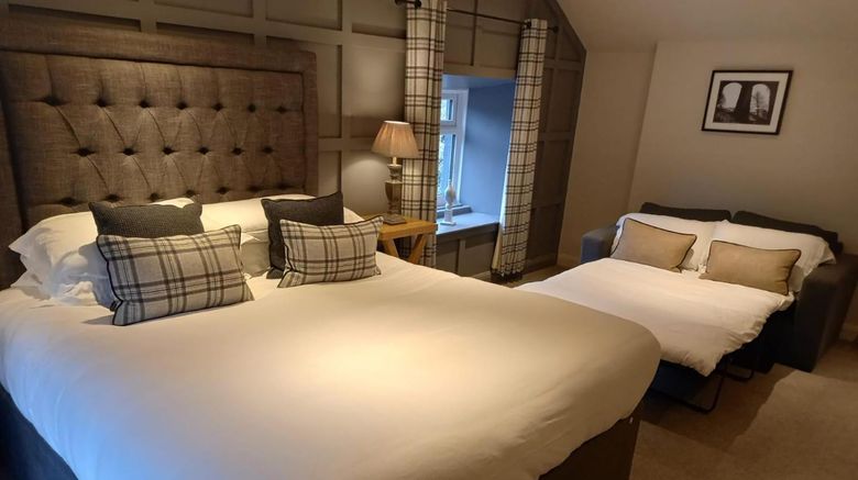 <b>The Fenwick Room</b>. Images powered by <a href="https://www.leonardoworldwide.com/" title="Leonardo Worldwide" target="_blank">Leonardo</a>.