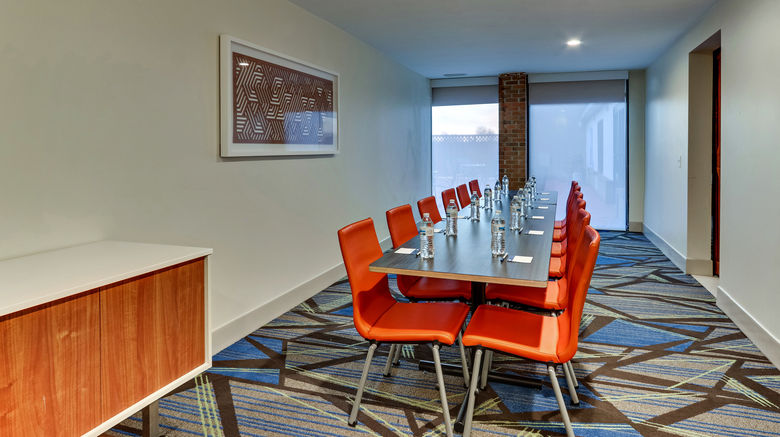 <b>Holiday Inn Express Hotel & Suites Meeting</b>. Images powered by <a href="https://www.leonardoworldwide.com/" title="Leonardo Worldwide" target="_blank">Leonardo</a>.