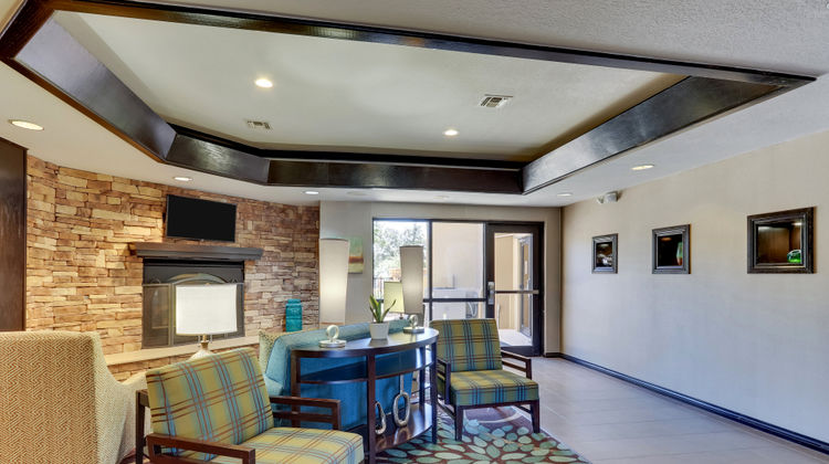 Staybridge Suites San Angelo Lobby