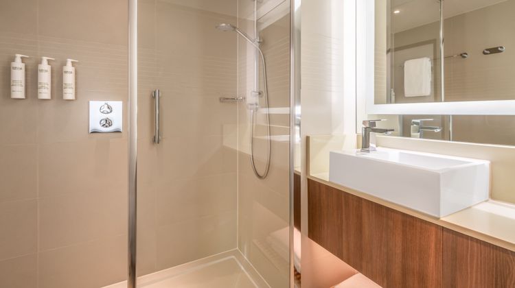 Courtyard by Marriott Cologne Room