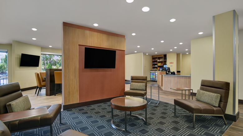 <b>TownePlace Suites Grand Rapids Wyoming Lobby</b>. Images powered by <a href="https://www.leonardoworldwide.com/" title="Leonardo Worldwide" target="_blank">Leonardo</a>.