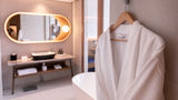 Crowne Plaza Hobart Suite