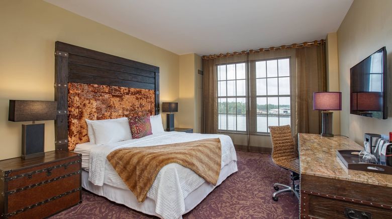 <b>Bohemian Hotel Savannah Riverfront Room</b>. Images powered by <a href="https://www.leonardoworldwide.com/" title="Leonardo Worldwide" target="_blank">Leonardo</a>.