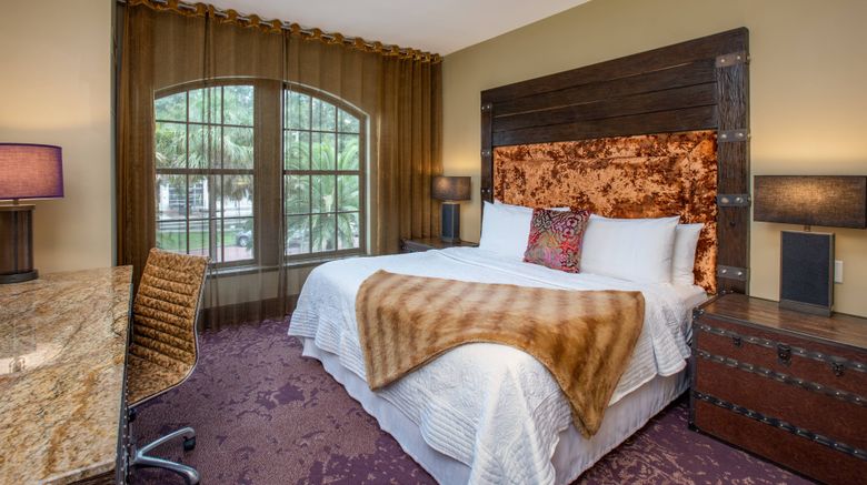 <b>Bohemian Hotel Savannah Riverfront Room</b>. Images powered by <a href="https://www.leonardoworldwide.com/" title="Leonardo Worldwide" target="_blank">Leonardo</a>.