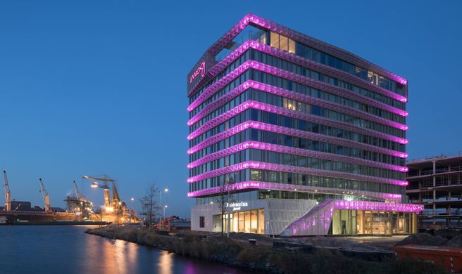 Residence Inn Amsterdam Houthavens Exterior