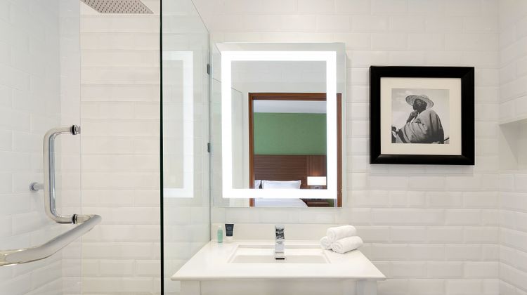 Four Points by Sheraton New Africa Room