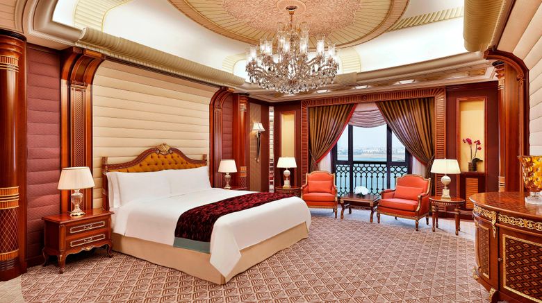 <b>The Ritz-Carlton Jeddah Suite</b>. Images powered by <a href="https://www.leonardoworldwide.com/" title="Leonardo Worldwide" target="_blank">Leonardo</a>.