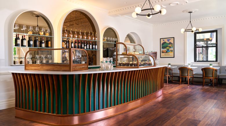 <b>The Lansdowne Kenmare Restaurant</b>. Images powered by <a href="https://www.leonardoworldwide.com/" title="Leonardo Worldwide" target="_blank">Leonardo</a>.
