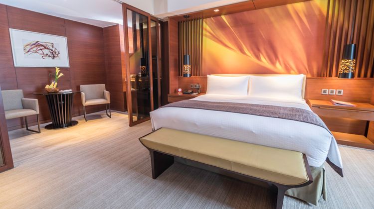 Marco Polo Ortigas, Manila Suite