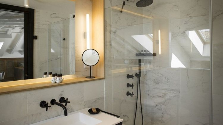 ICON Wipton Room