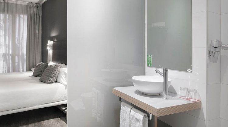 Petit Palace Plaza Espana Room