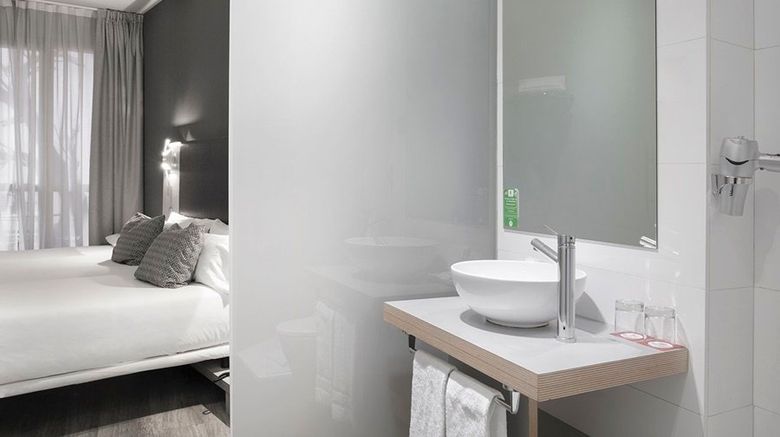 <b>Petit Palace Plaza Espana Room</b>. Images powered by <a href="https://www.leonardoworldwide.com/" title="Leonardo Worldwide" target="_blank">Leonardo</a>.