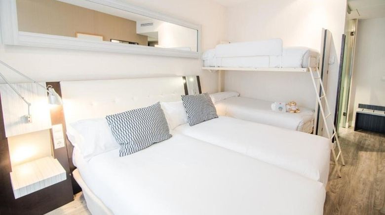 <b>Petit Palace Chueca Room</b>. Images powered by <a href="https://www.leonardoworldwide.com/" title="Leonardo Worldwide" target="_blank">Leonardo</a>.